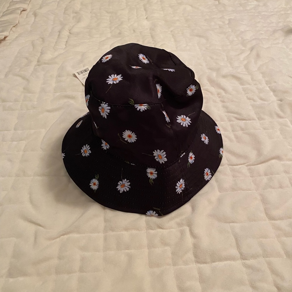 ACCESSORIES - Picture 9 of 9
